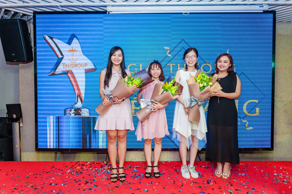 Các cá nhân được thăng chức lên chuyên viên của Doanh Nghiệp Đầu Tư Các cá nhân được thăng chức lên chuyên viên của Doanh Nghiệp Đầu Tư