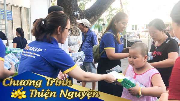 Bệnh nhi này tuổi đời còn rất nhỏ nhưng đã mắc phải những căn bệnh ung thư Bệnh nhi này tuổi đời còn rất nhỏ nhưng đã mắc phải những căn bệnh ung thư